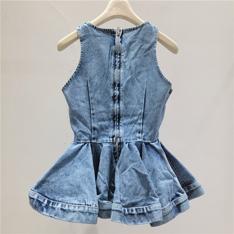 Acid Wash Denim Sleeveless Peplum Top by Mirlaine Univers Acid Wash Denim Sleeveless Peplum Top Mirlaine Univers acid-wash-denim-sleeveless-peplum-top 4 Acid Wash Denim Sleeveless Peplum Top Mirlaine Univers Acid Wash Denim Sleeveless Peplum Top