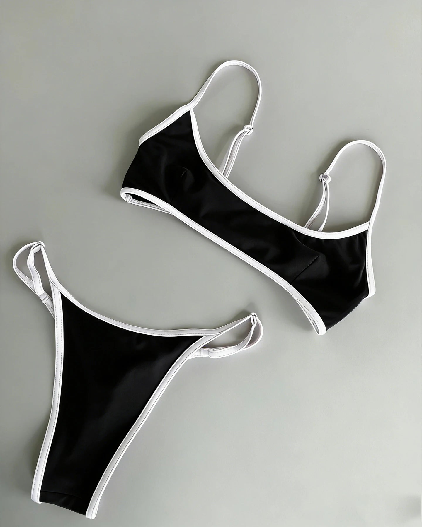 Wavecho Womens Two Piece Bikini Set Chain Detail Beachwear
