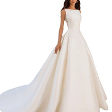 French Retro Lace Advanced Texture Satin Slim Bridal Simple Elegant Trailing Wedding Dress by Mirlaine Univers