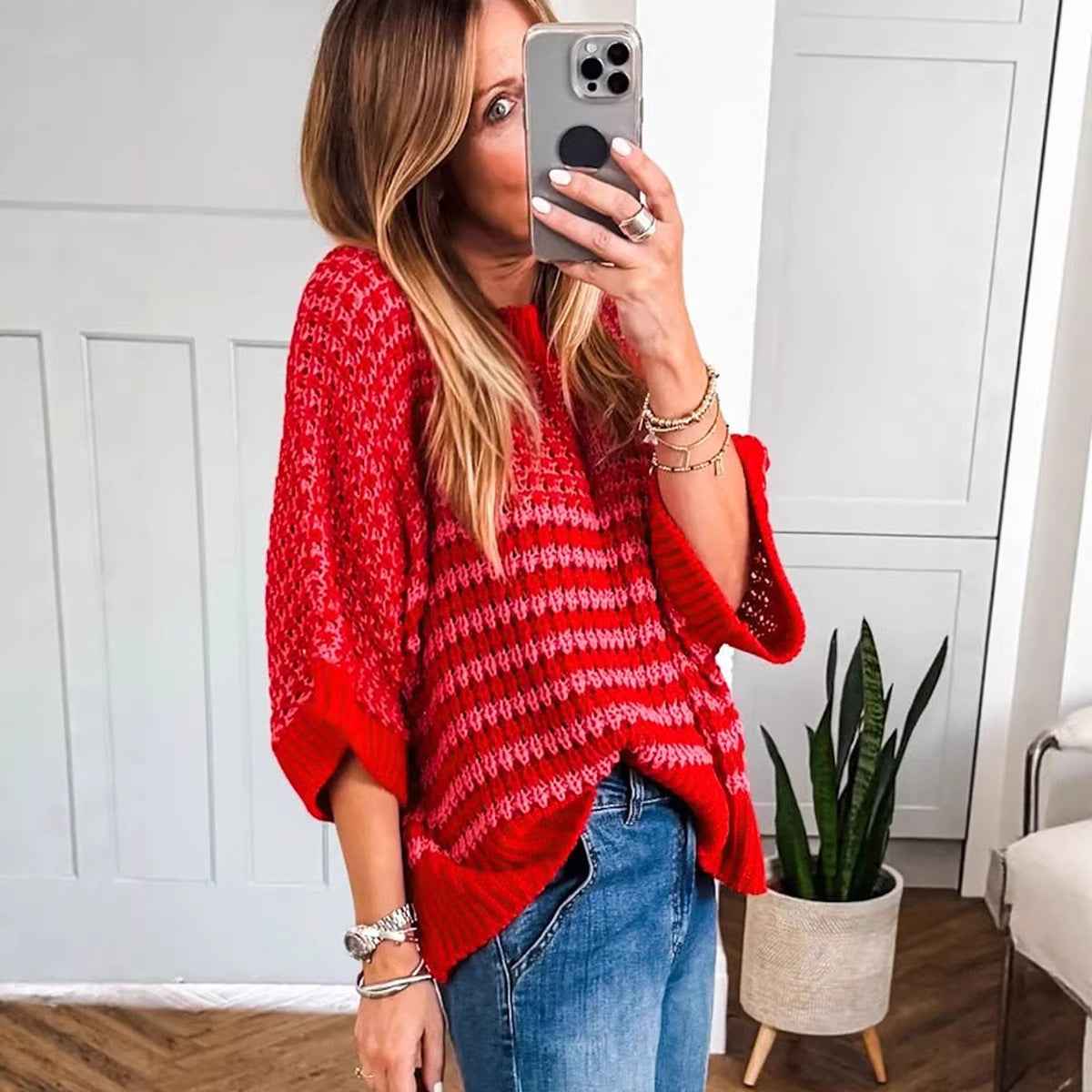 Womens Crew-neck Sweater A Stylish Versatile And Relaxed-fit Top