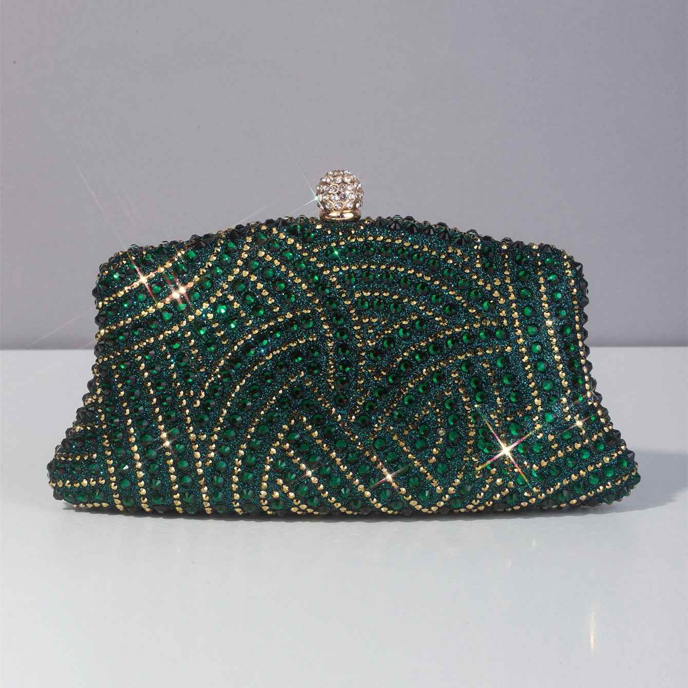 Shimmering And Elegant Rhinestone-decorated Clutch