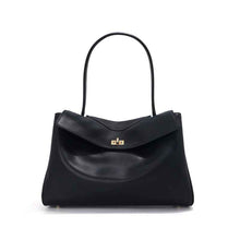 Sophisticated, High-capacity Tote Bag