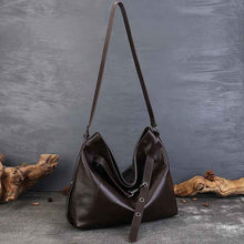 Womens Stylish Retro Large-Capacity Crossbody Bag