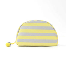 Striped Fashionable Shell-Shaped Makeup Bag