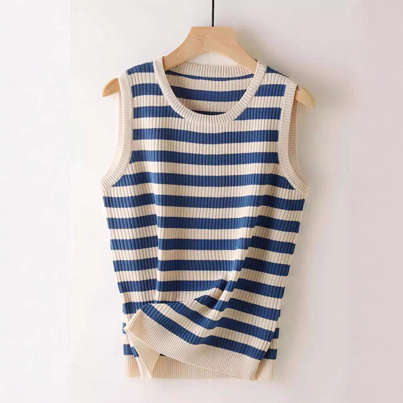 Women's OuterwearInnerwear Knitted Rayon Top by Mirlaine Univers Women's OuterwearInnerwear Knitted Rayon Top Mirlaine Univers womens-outerwearinnerwear-knitted-rayon-top 0 Women's OuterwearInnerwear Knitted Rayon Top Mirlaine Univers Women's OuterwearInnerwear Knitted Rayon Top