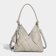 Niche Woven Patchwork Bag With A Large Capacity Perfect For Commuting Bucket-style Design