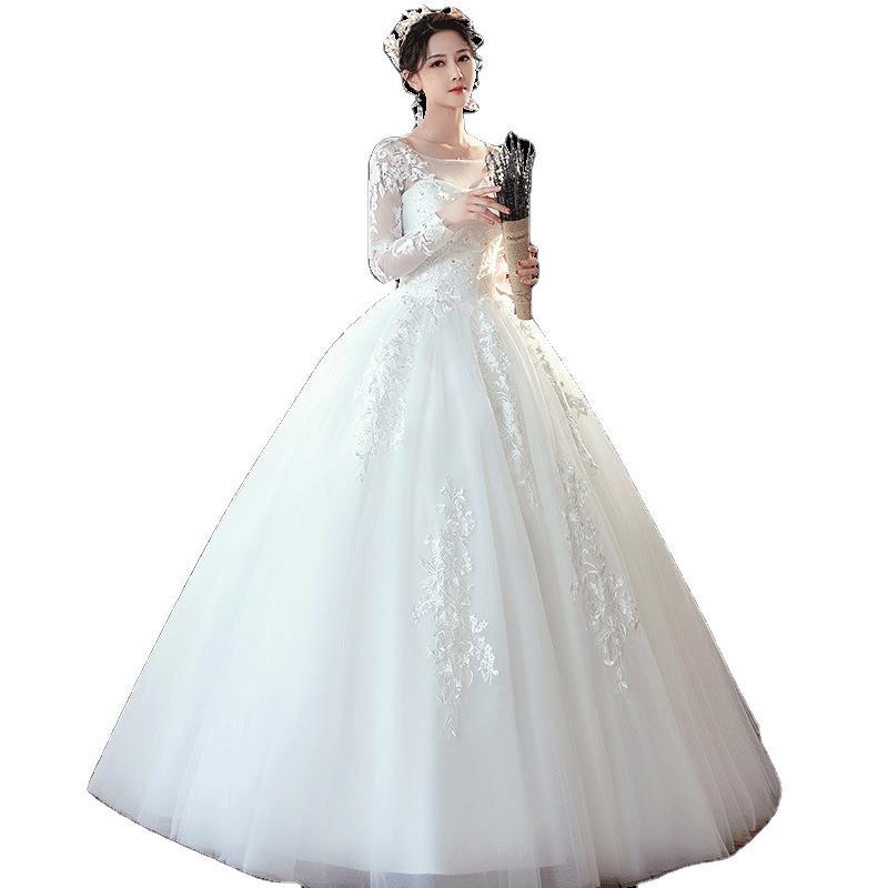Long Sleeve Wedding Dress New Bride Trailing by Mirlaine Univers