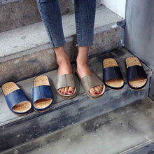 Large Size Retro Wood Grain Flat Sandals Women