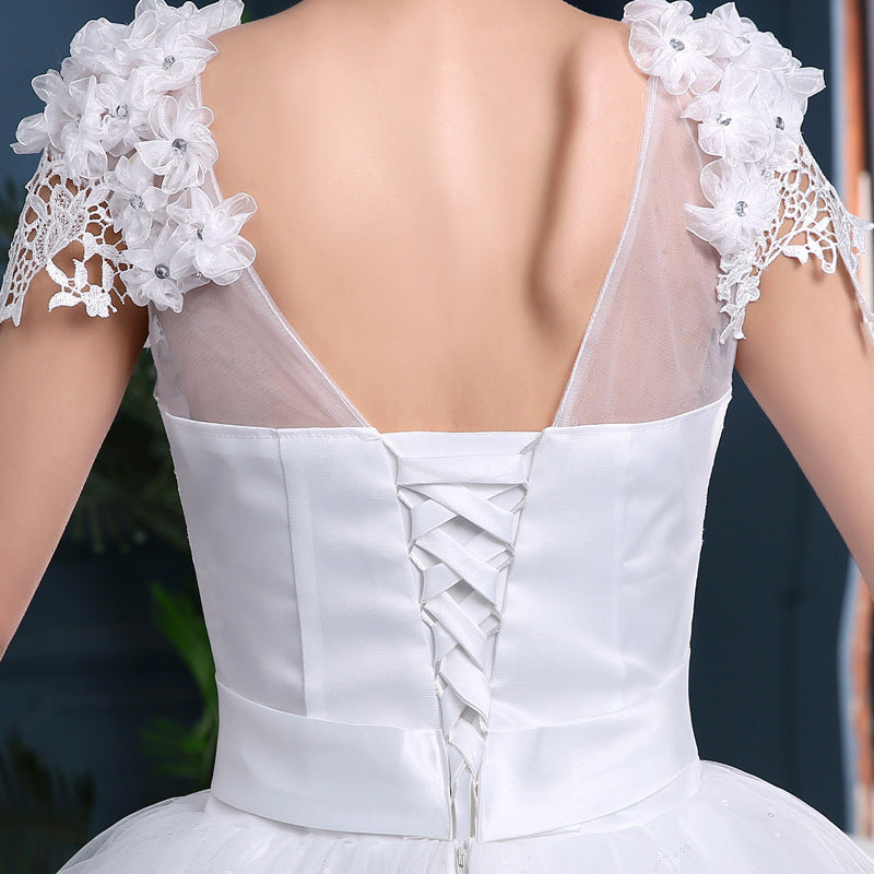 Large Trailing Lace Lace Tie Wedding Dress Slim And Slim by Mirlaine Univers