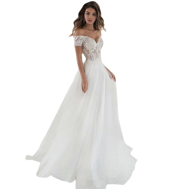 The New Lace Light Wedding Dress Is Elegant, Simple And Thin by Mirlaine Univers