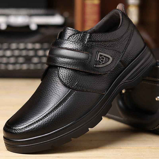 Business-style British Slip-on Casual Leather Shoes Made From Full-grain Cowhide With A Soft Sole