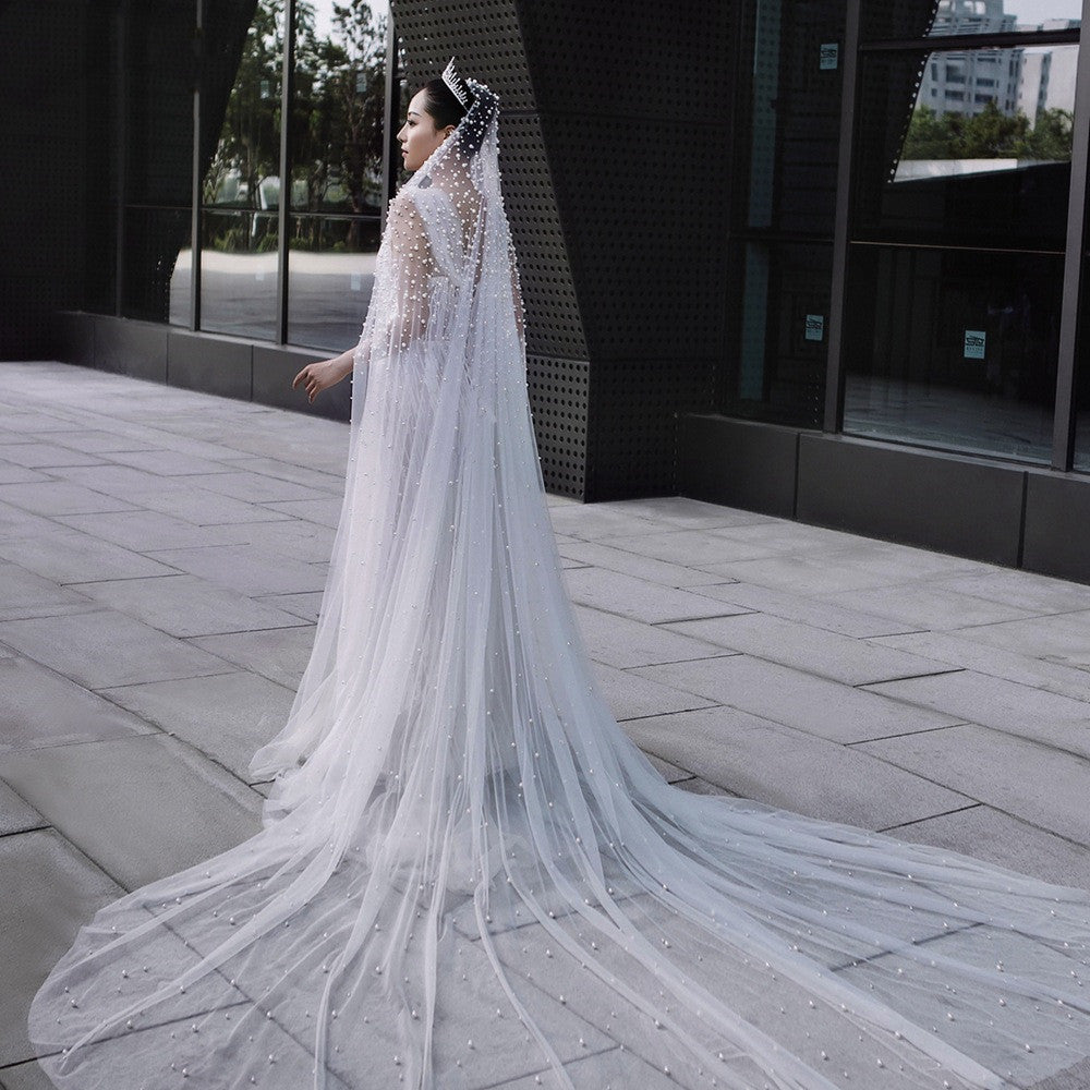 Luxury Heavy Industry Bridal Pearl Veil by Mirlaine Univers