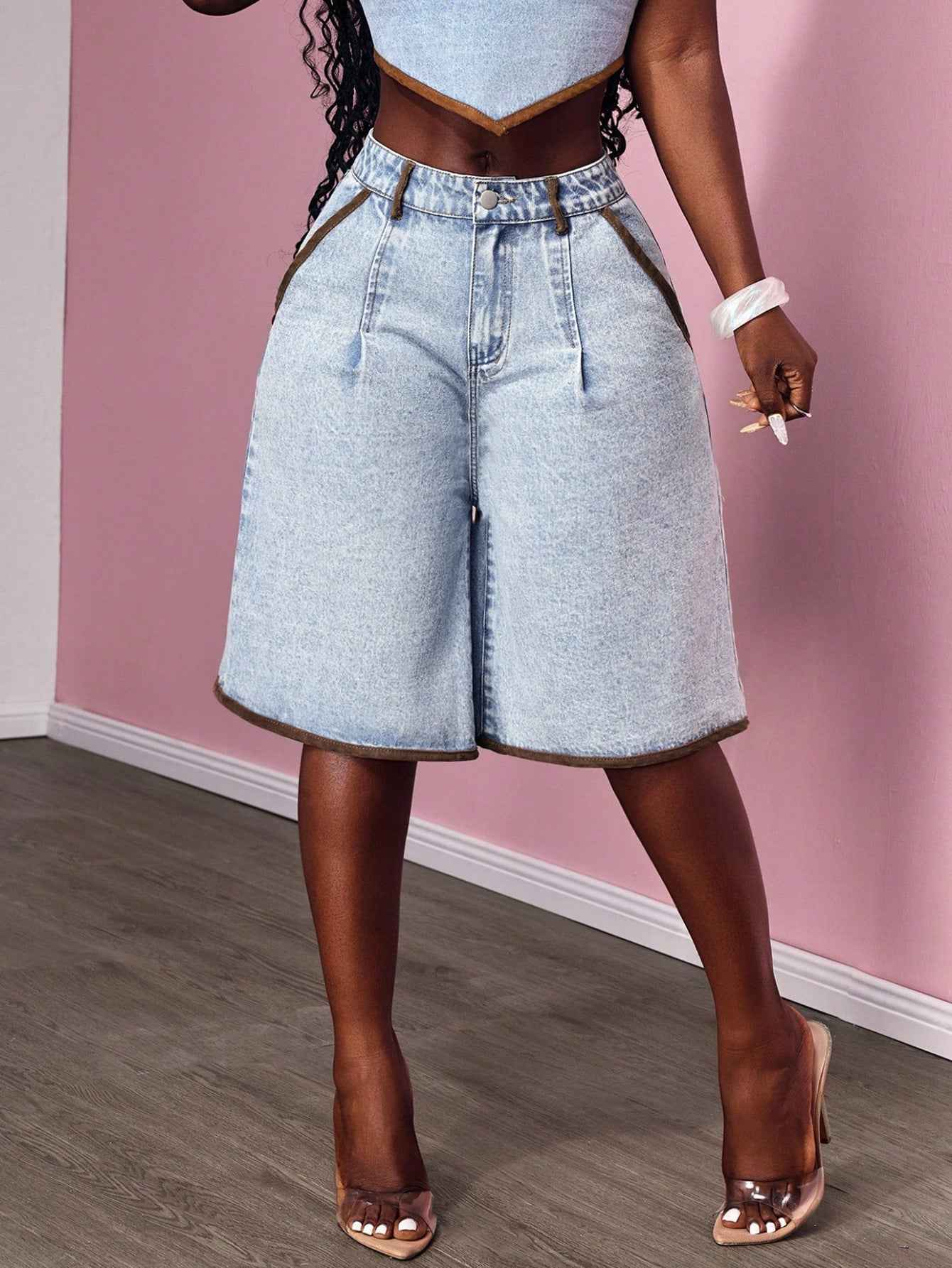 Women's Contrasting Flared Cropped Jeans