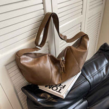 Retro Korean-style Crossbody Dumpling Bag