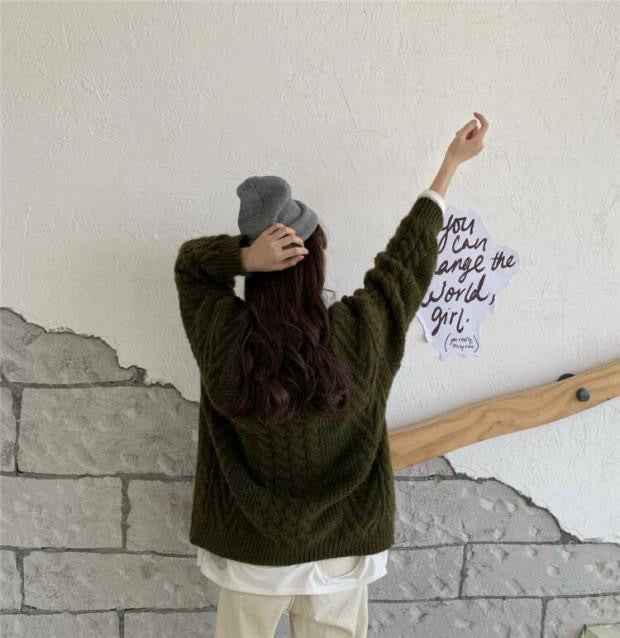 Women's Sweaters For Early Autumn And Winter Are Loose-fitting