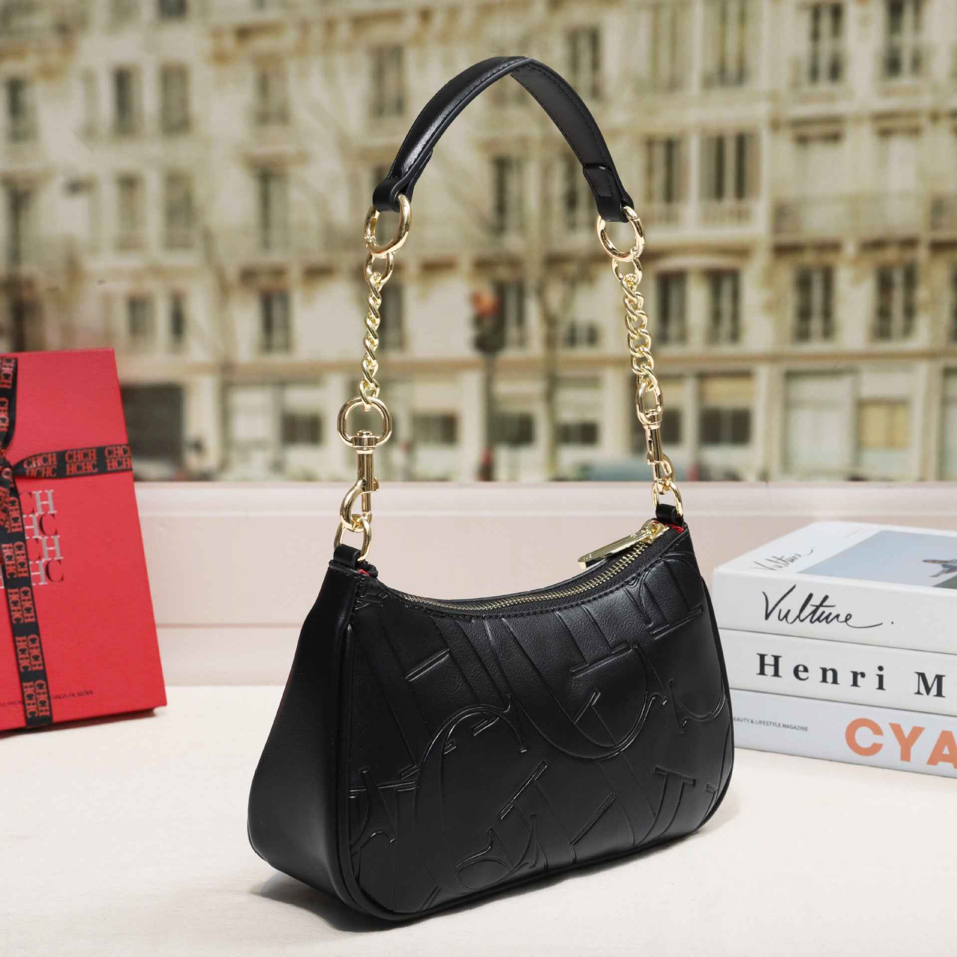 Embossed Letter Underarm Shoulder Crossbody Fashionable Trendy Womens Bag For Stylish Outfits