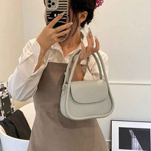 New Lightweight, Luxe Crossbody Handbag For Elegant Ladies