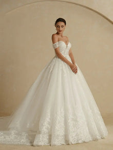 Off-shoulder Bridal Main Wedding Dress Elegant Court Style High-grade Luxury French Light Door Yarn by Mirlaine Univers