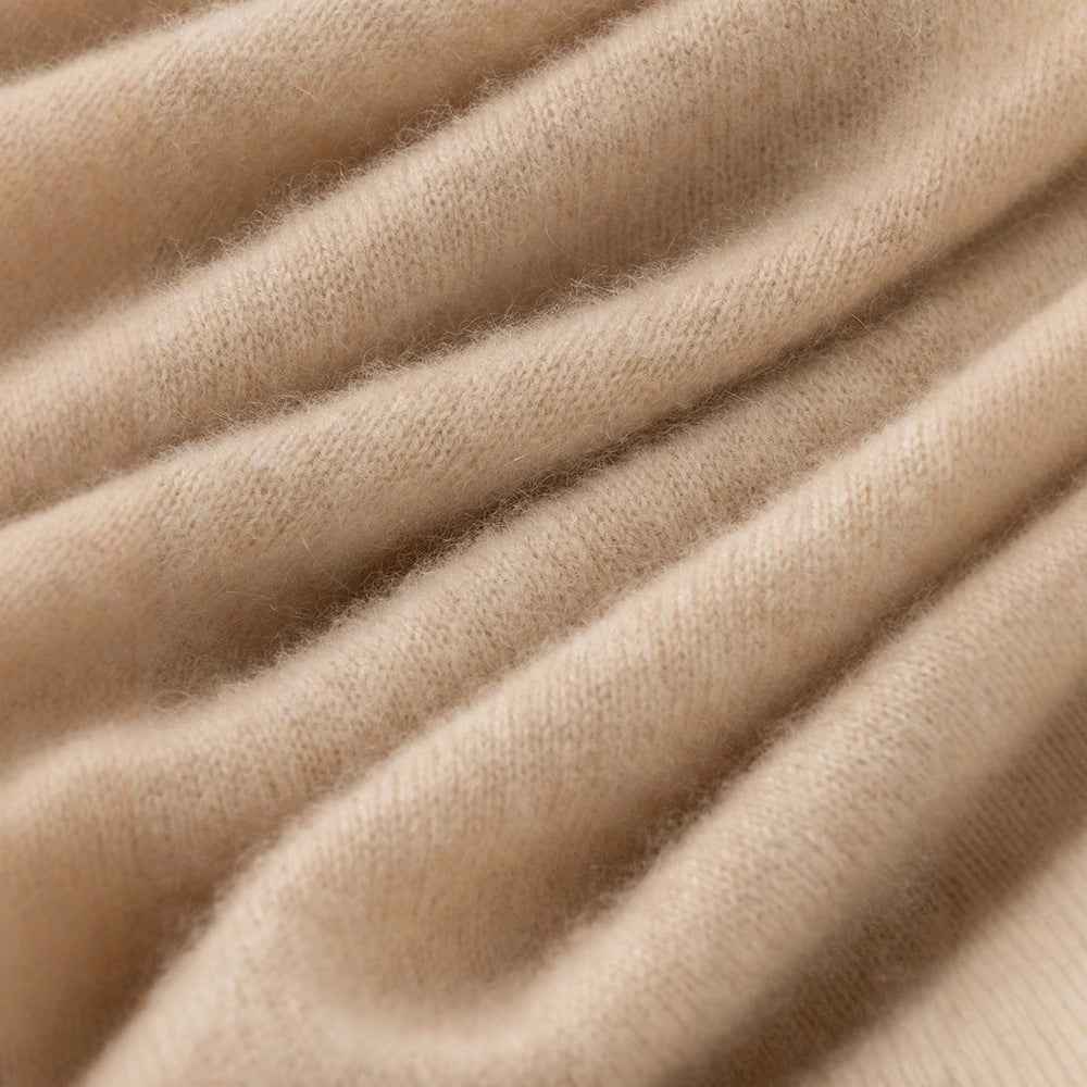 Womens Solid-Color Loose-Fit Mock-Neck Cashmere Sweater
