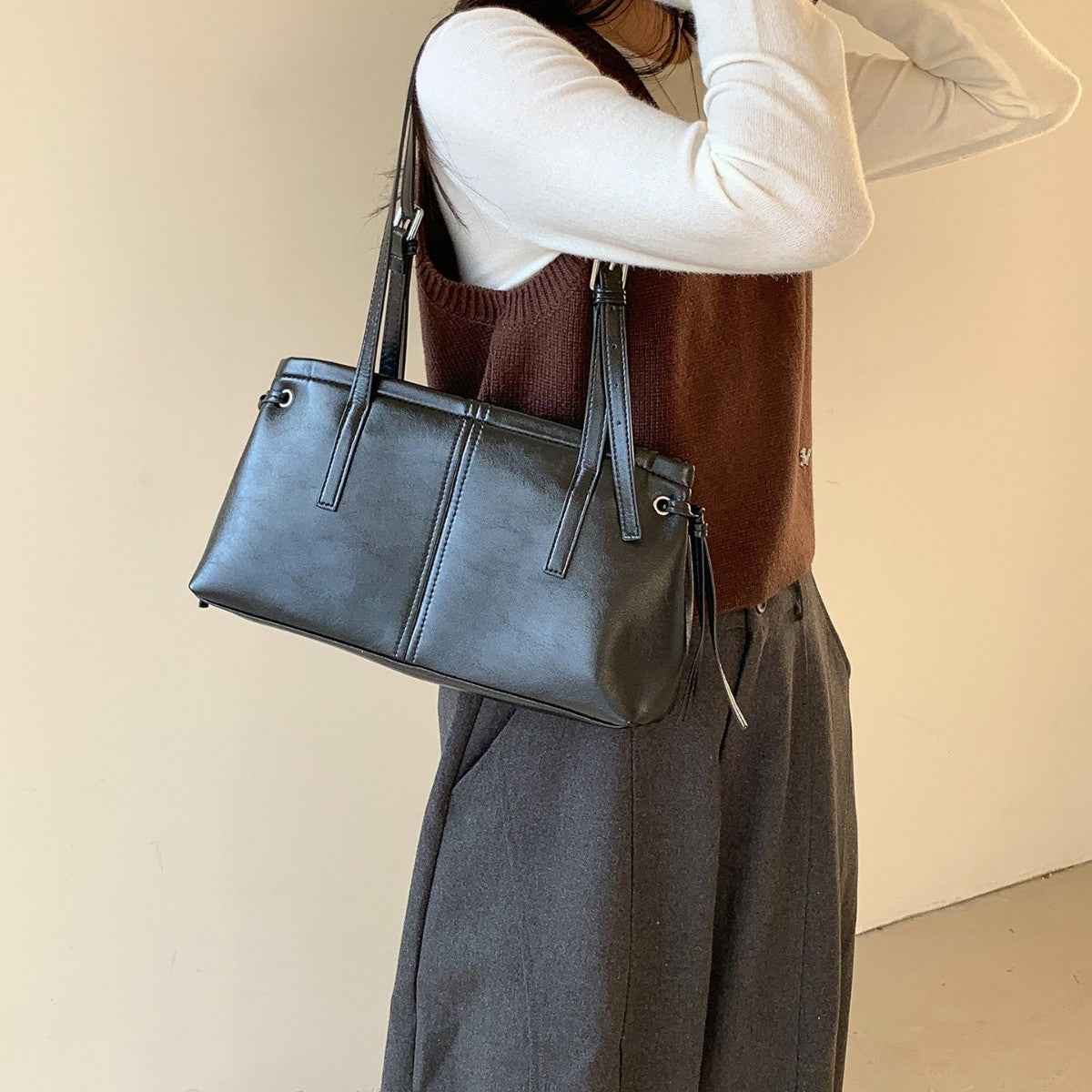 Korean Dongdaemun Retro-Inspired Casual Soft Leather Bag For Instagram Style