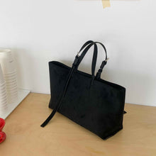 New Autumnwinter Tote Bag In Suede With A Large Capacity