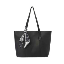 Versatile Commuter Shoulder Bag With A Premium Sophisticated Tote Design
