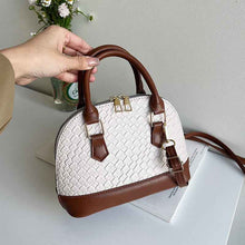 Casual Stylish Trendy Womens Shoulder And Crossbody Bag