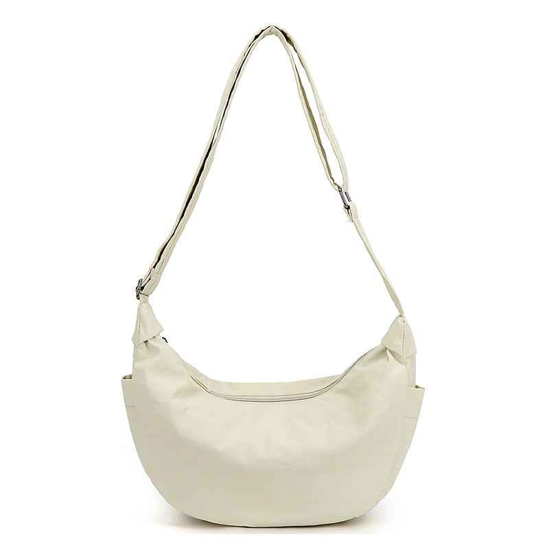 A High-capacity Shoulder Bag Thats Both Stylish And Easy To Carry