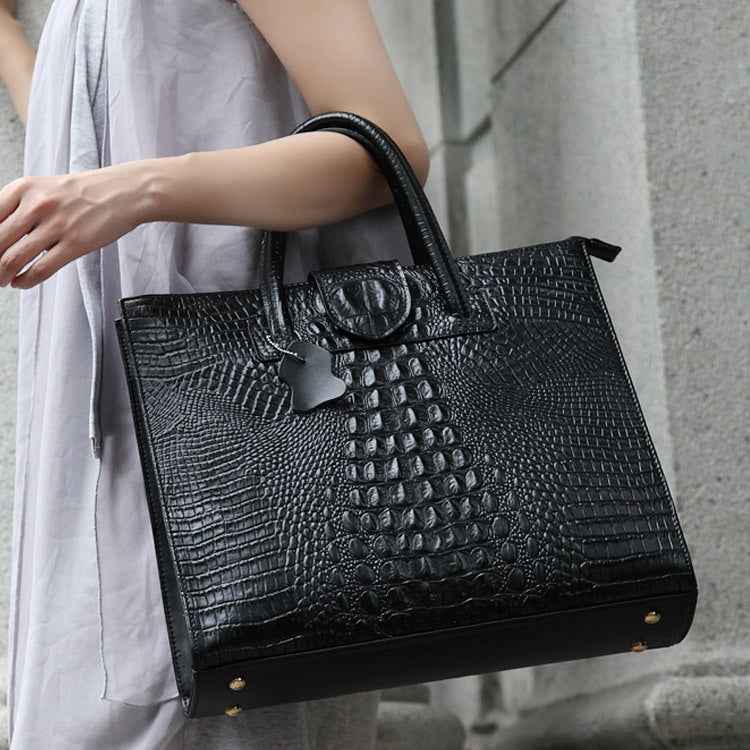 Fashionable Trendy Large-capacity Tote Bag