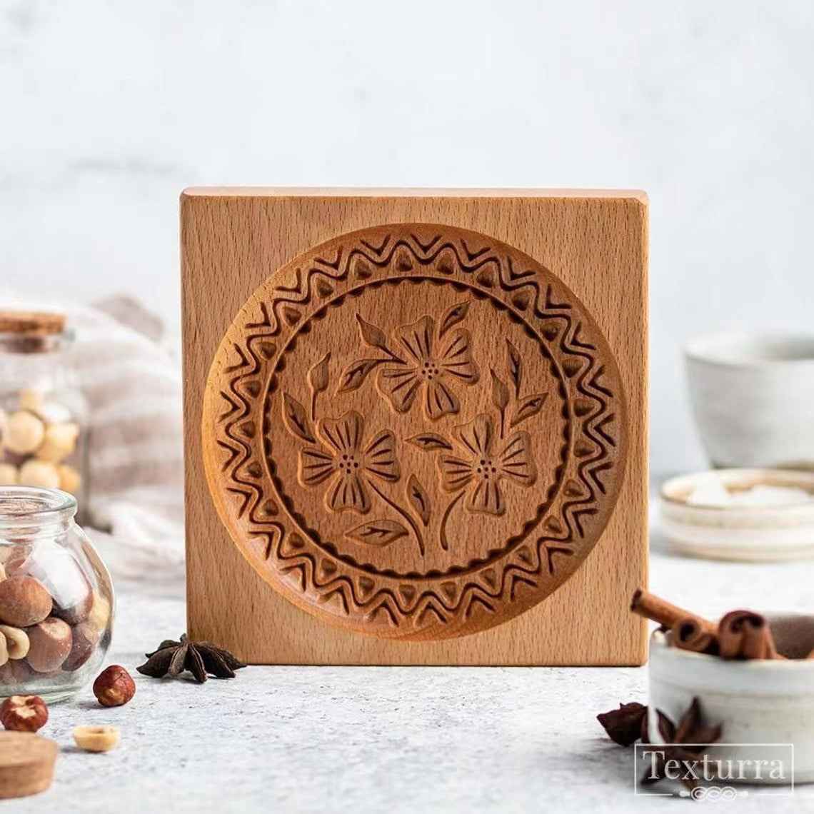 Home Kitchen Restaurant Hotel Gift Easter Cookie Mold