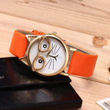 Lovely Cartoon Children Watch by Mirlaine Univers