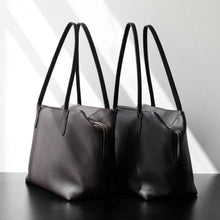 Simple Relaxed And Laid-back Single-shoulder Bag