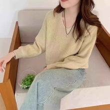 Womens Solid Color Long-Sleeve V-Neck Sweater