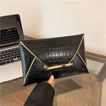 Versatile Trendy Crocodile-pattern Envelope Bag With A Chic Fashionable Vibe