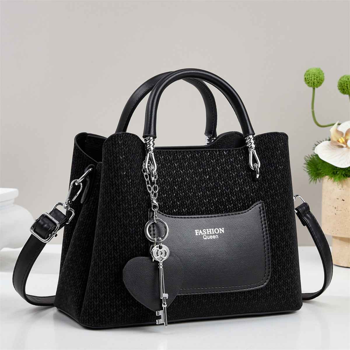 Simple Large Capacity Casual Shoulder Messenger Bag