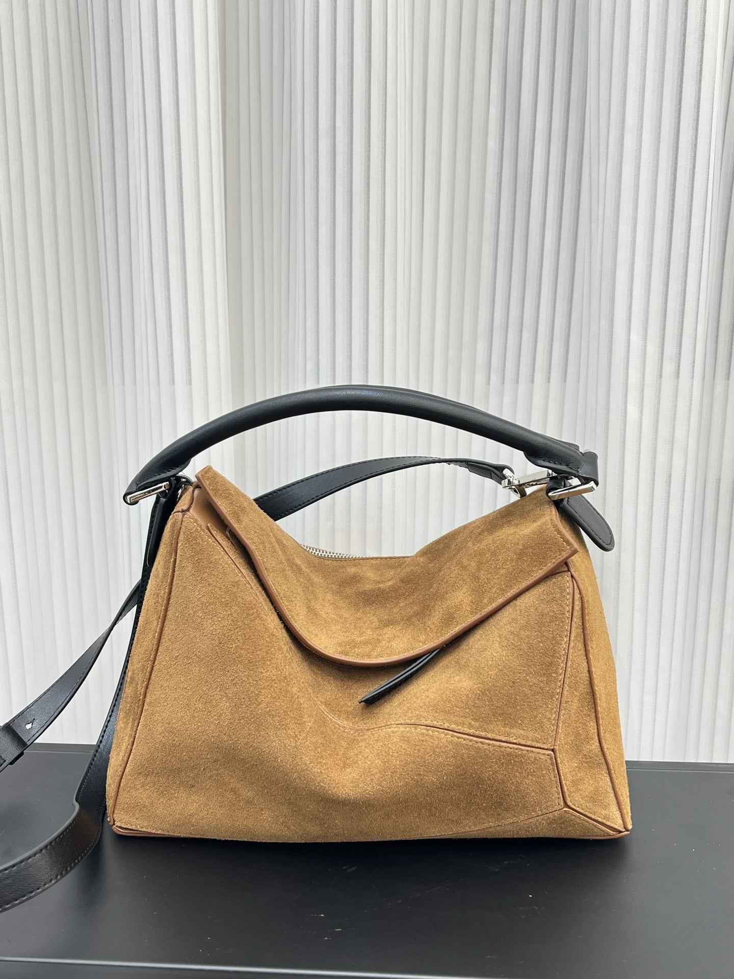 Suede Tote Bag With A Large Capacity