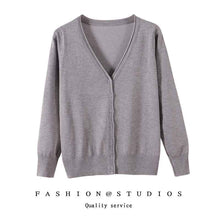 Women's Slim-fit SpringAutumn Plus-size Knitted Cardigan
