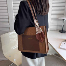 Womens Large-Capacity Commuter Shoulder Bag