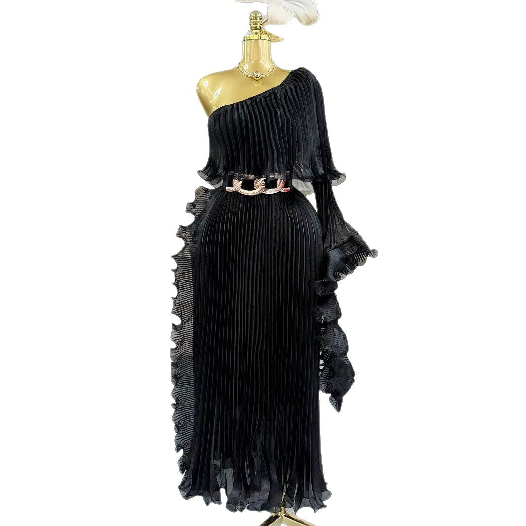 Fashionable One-shoulder Elegant Evening Dress by Mirlaine Univers