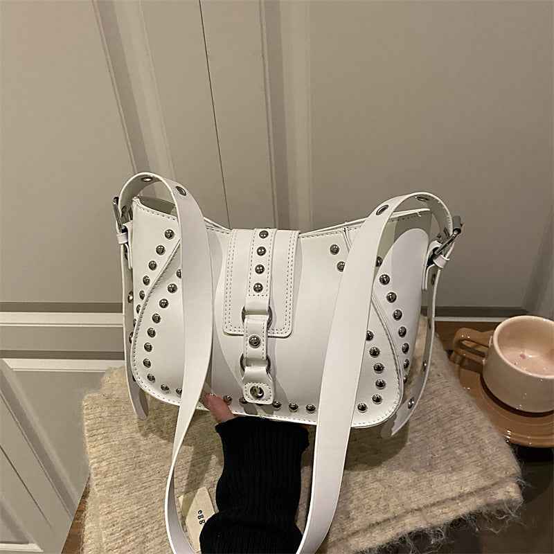 Sophisticated Studded Commuter Underarm Bag A Stylish Minimalist Niche-design Shoulder Or Crossbody Bag