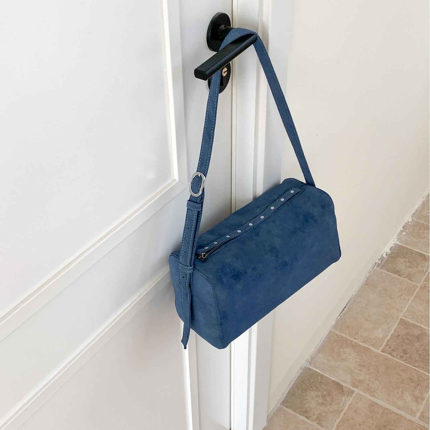 High-End Rivet Handheld Shoulder Bag For Women