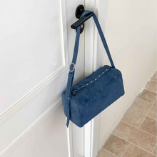 High-End Rivet Handheld Shoulder Bag For Women