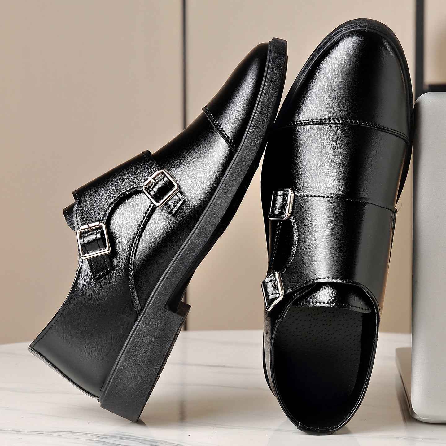 Large Size Soft Bottom Men's All-match Metal Slip-on Leather Shoes