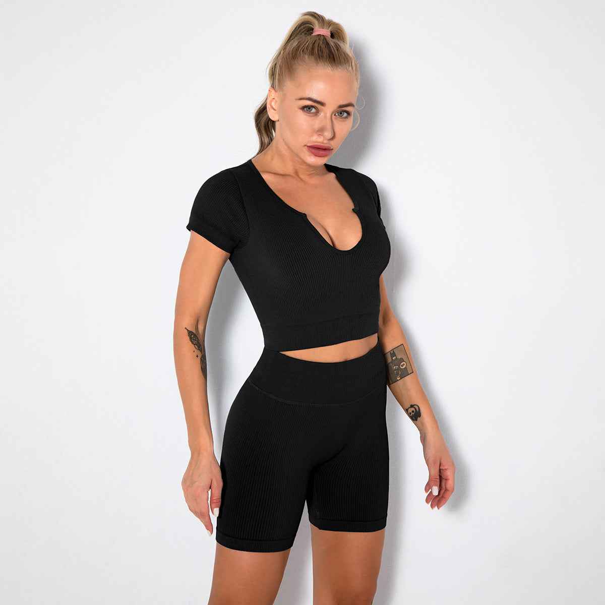 Seamless Knitted Sexy Sports Short-sleeved Shorts Yoga Wear Fitness Suit