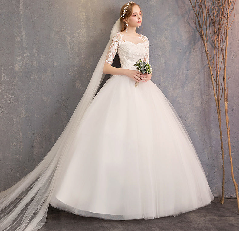 Slim Mid-sleeve Plus Size Photo Studio Wedding Dress by Mirlaine Univers