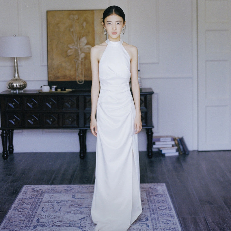 Simple Travel Shooting White Slimming Fishtail Dress by Mirlaine Univers