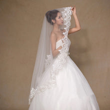 Wholesale White Bride Veil Cheap Wedding Accessories Ready To Ship by Mirlaine Univers