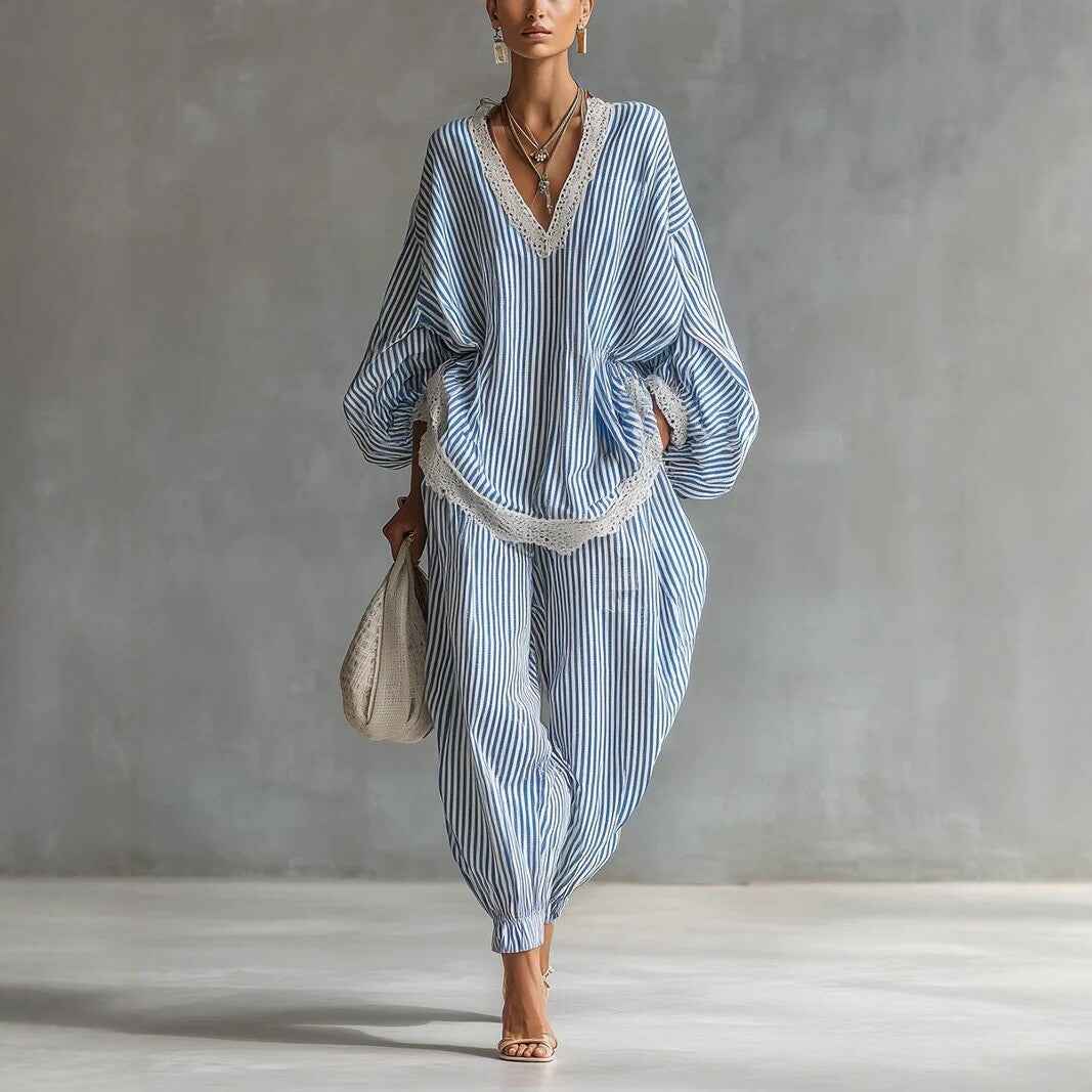 Blue And White Striped Lace-trimmed Loose Set For Women