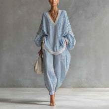 Blue And White Striped Lace-trimmed Loose Set For Women