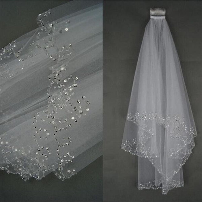 Robe de mariée à sequins et perles